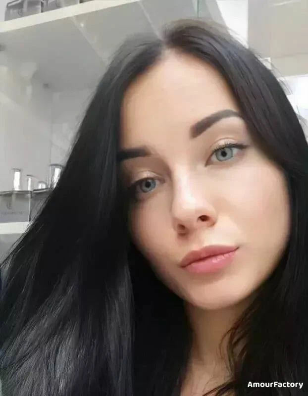 Lyudmila Profile image 1