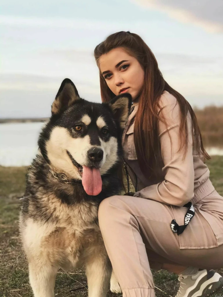 Valeria Profile image 2