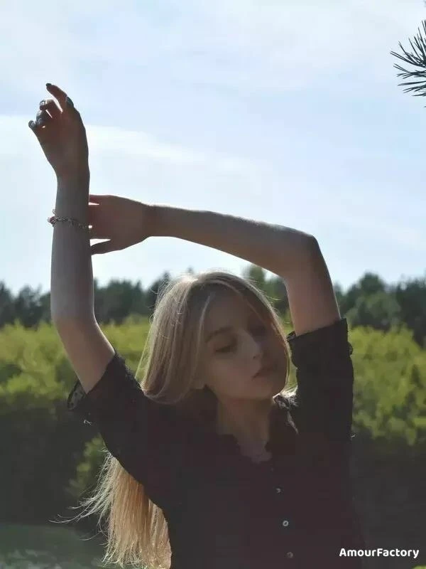 Polina Profile image 4