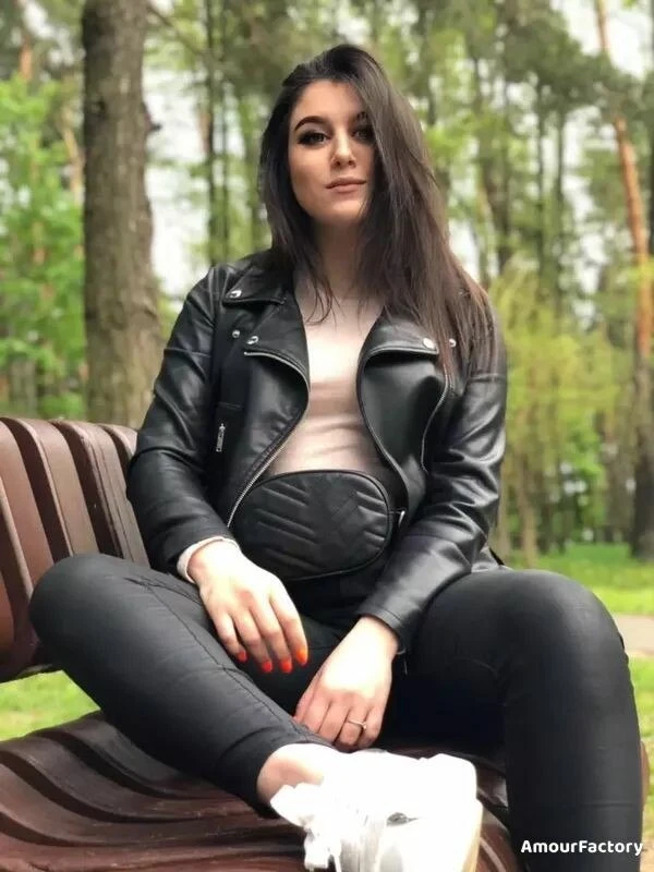 Elizaveta Profile image 1