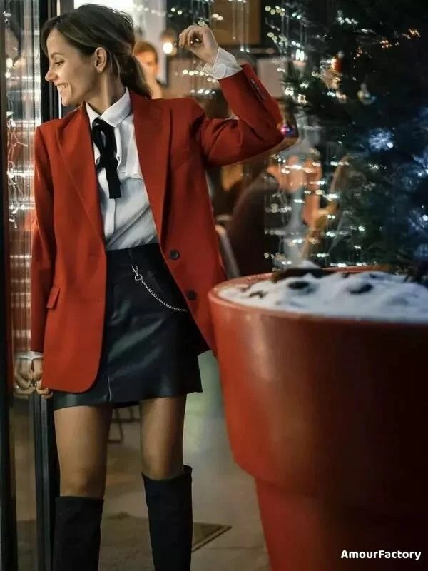 Yuliya Profile image 4