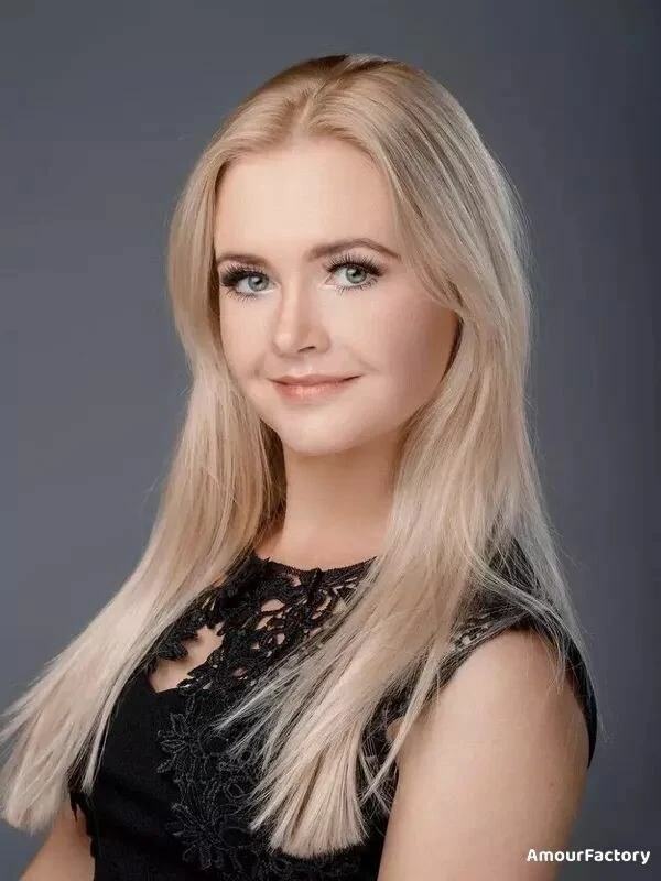 Irina Profile image 2