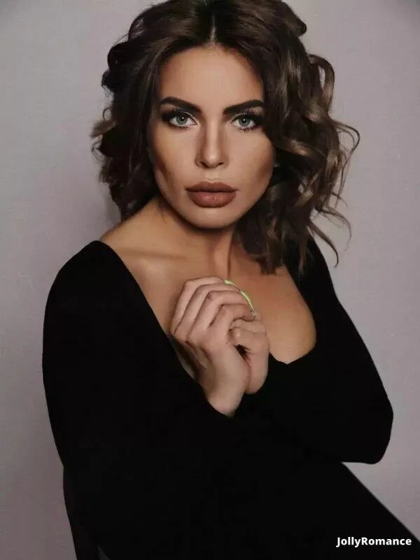 Natalia Profile image 3