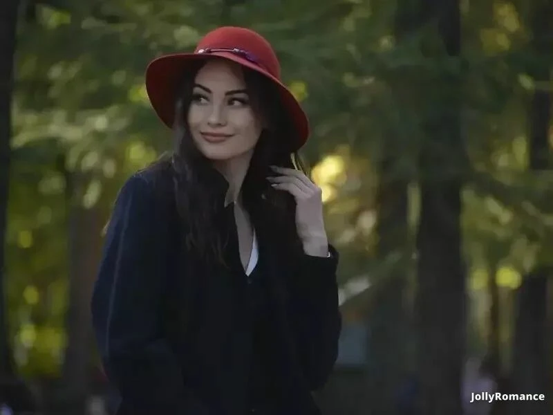 Kamila Profile image 3