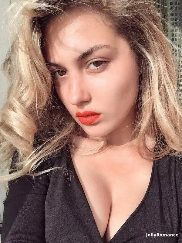 Hanna Profile image 3