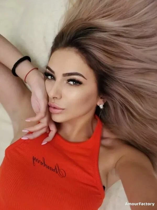 Olga Profile image 4