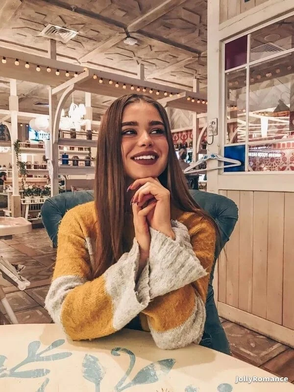 Yana Profile image 1