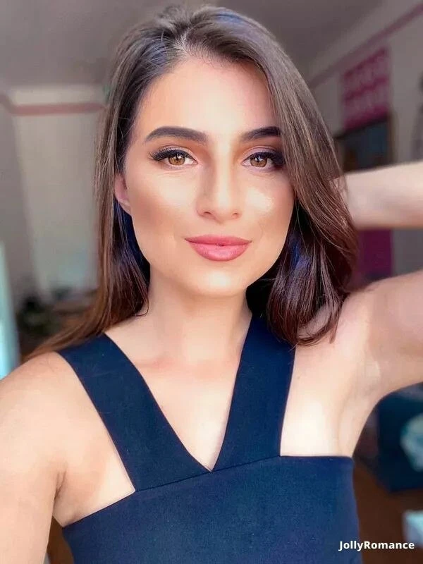 Diana Profile image 3