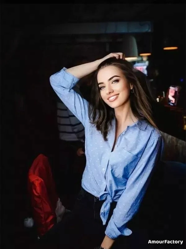 Natalia Profile image 2