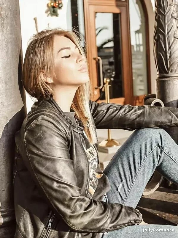 Olga Profile image 4