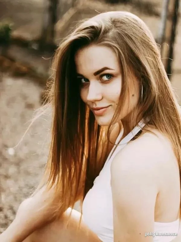 Maria Profile image 3