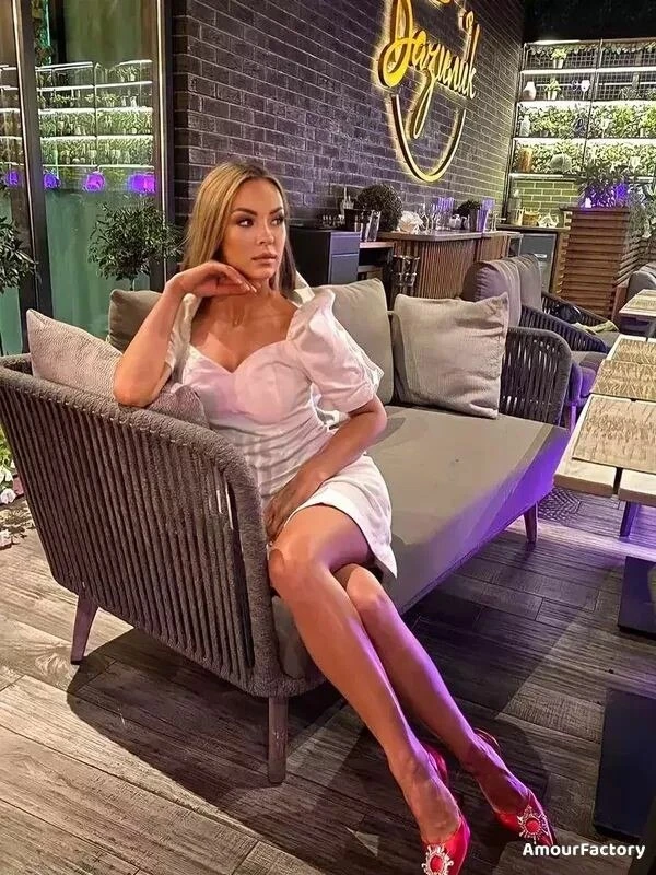 Polina Profile image 2