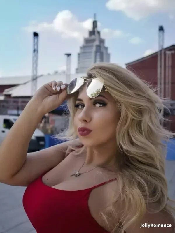 Ekaterina Profile image 2