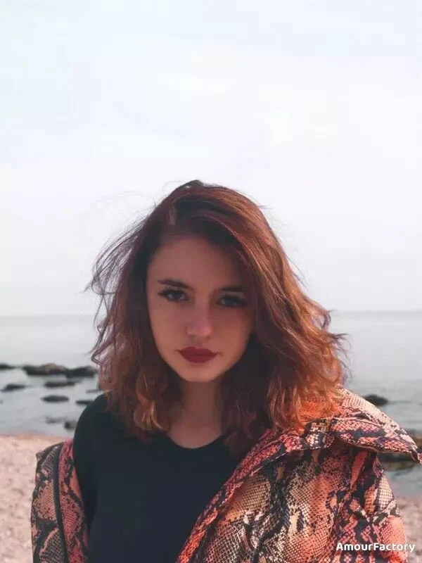 Viktoriia Profile image 3