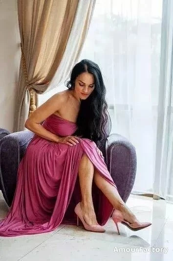 Oksana Profile image 2