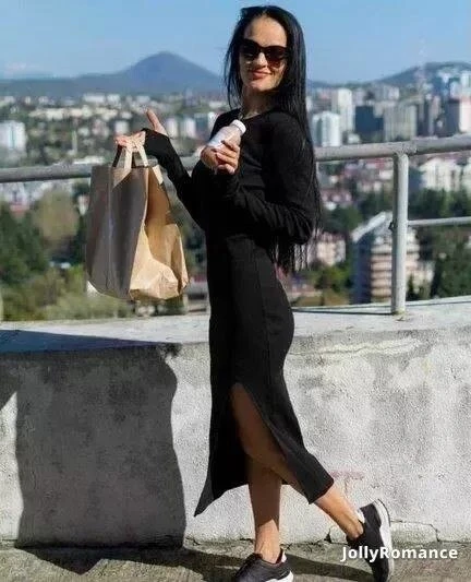 Oksana Profile image 3