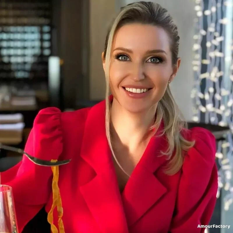Anna Profile image 3