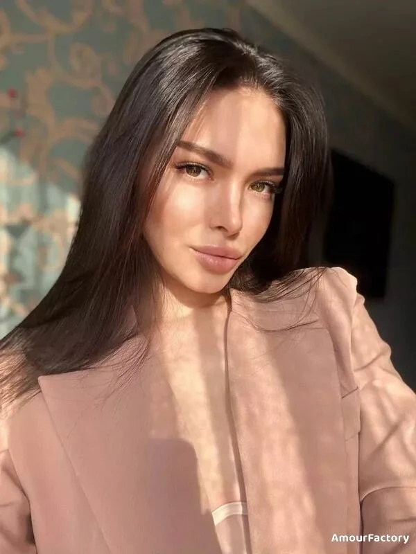 Violeta Profile image 2