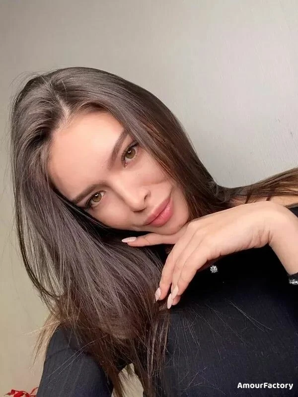 Violeta Profile image 1