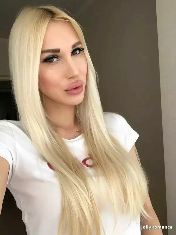 Anastasia Profile image 3