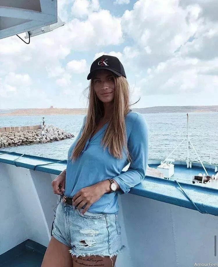 Klaudia Dominika Profile image 1