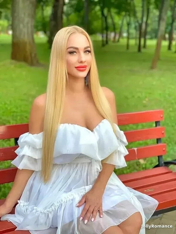 Maria Profile image 1