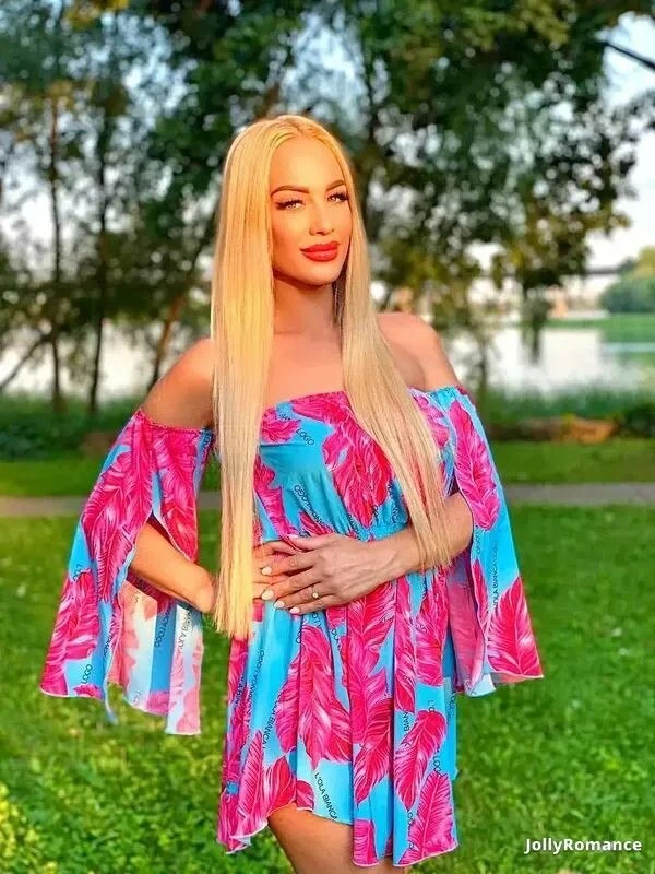 Maria Profile image 4