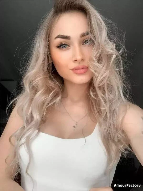 Ekaterina Profile image 3