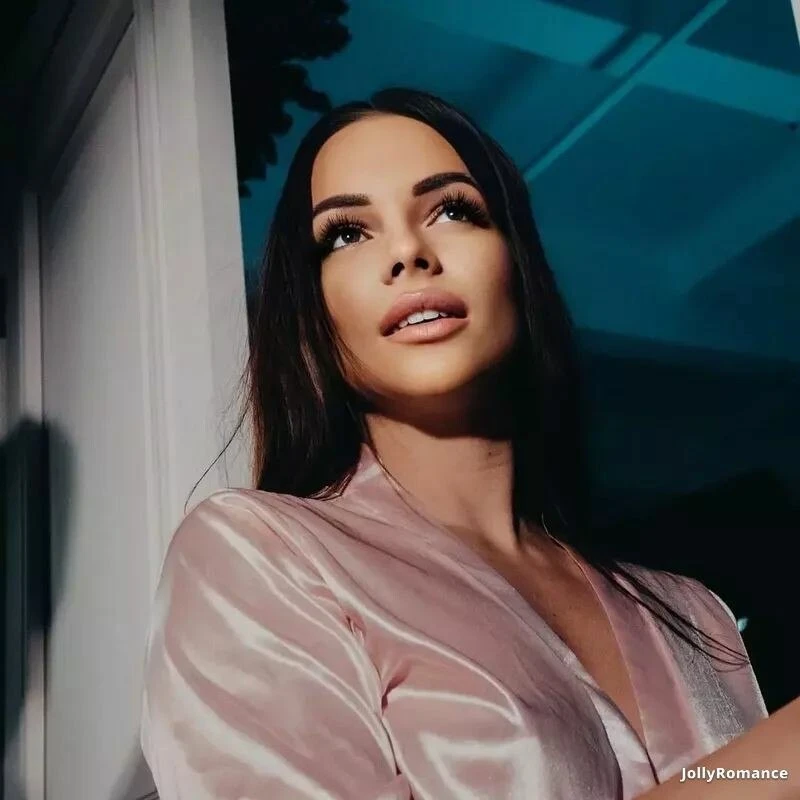 Darya Profile image 3