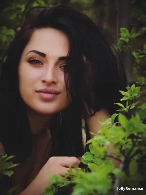 Valeria Profile image 3