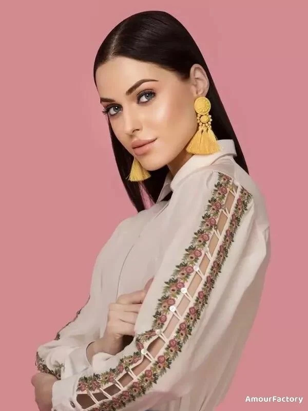 Yana Profile image 2