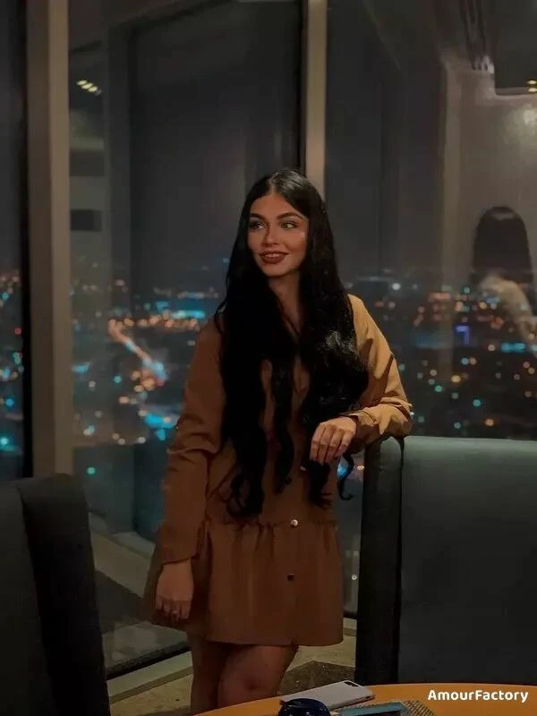 Veronika Profile image 2