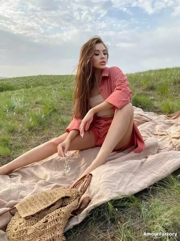 Katerina Profile image 4