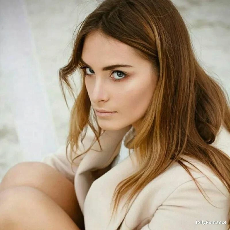 Yana Profile image 3