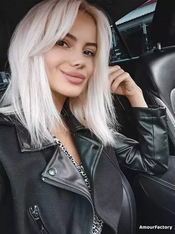 Oxana Profile image 2
