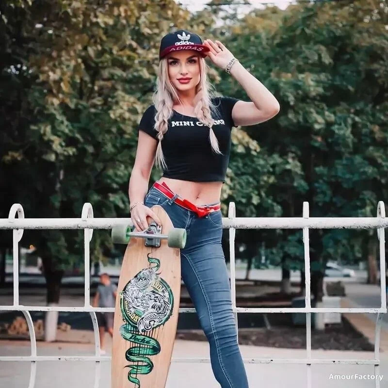 Yana Profile image 4