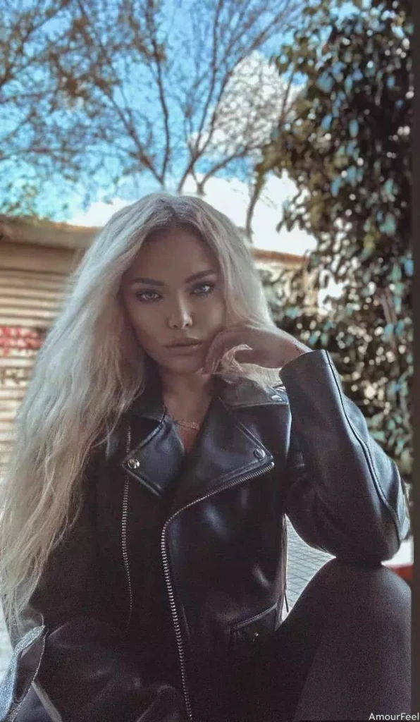 Yulia Profile image 2