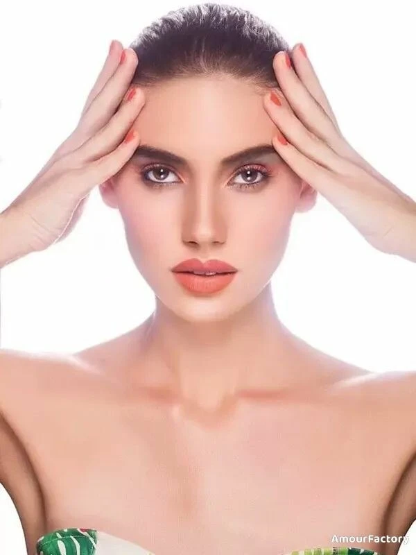 Elena Profile image 3