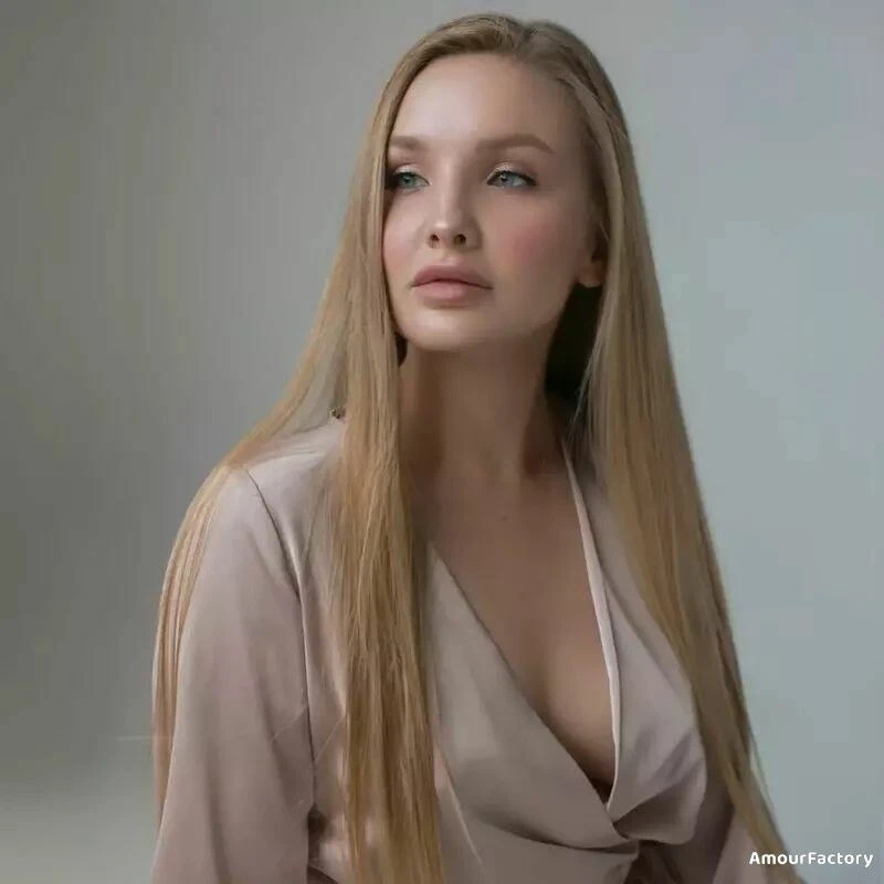 Alina Profile image 4