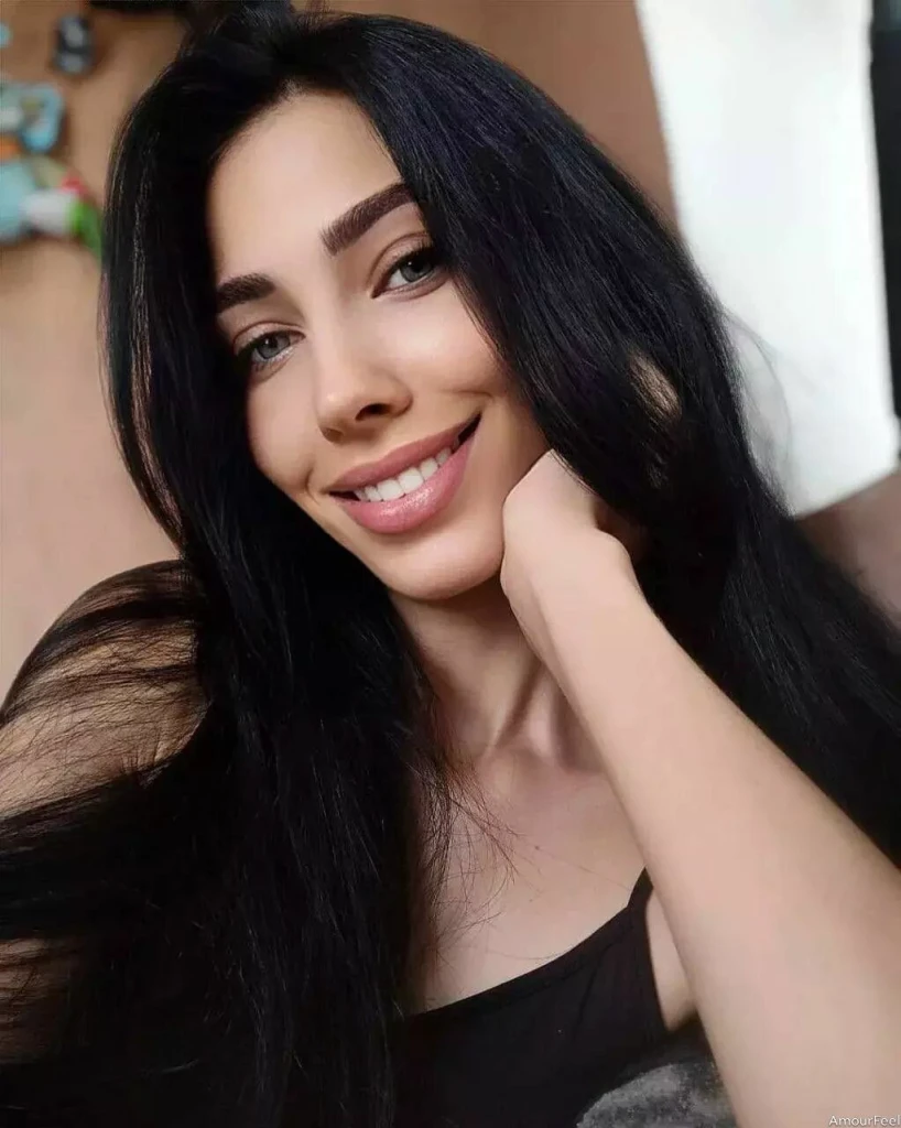 Olena Profile image 1