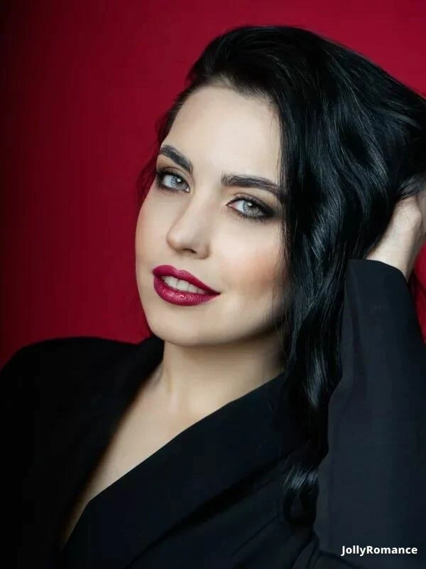 Anastasia Profile image 4