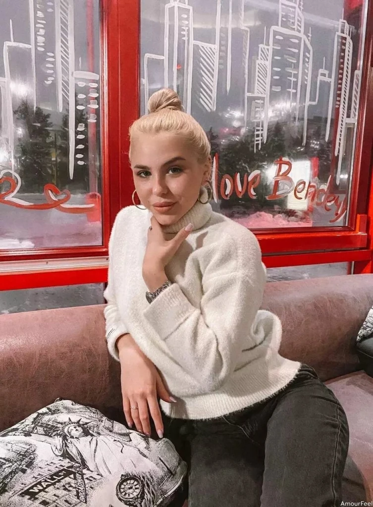 Dorina Profile image 1