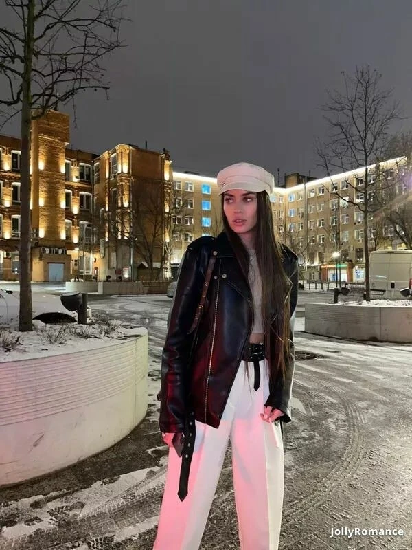 Victoria Profile image 3