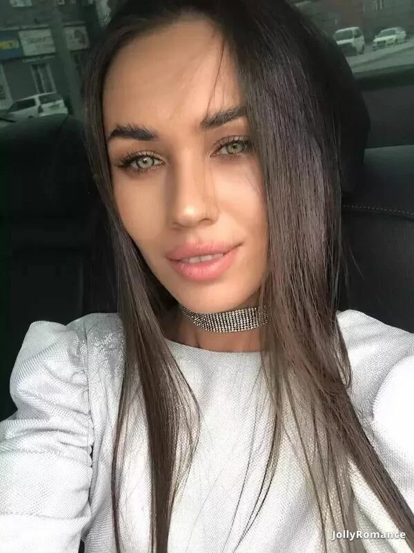 Victoria Profile image 2