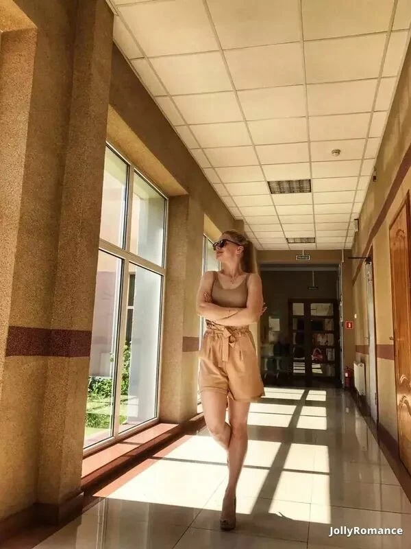 Kristina Profile image 3