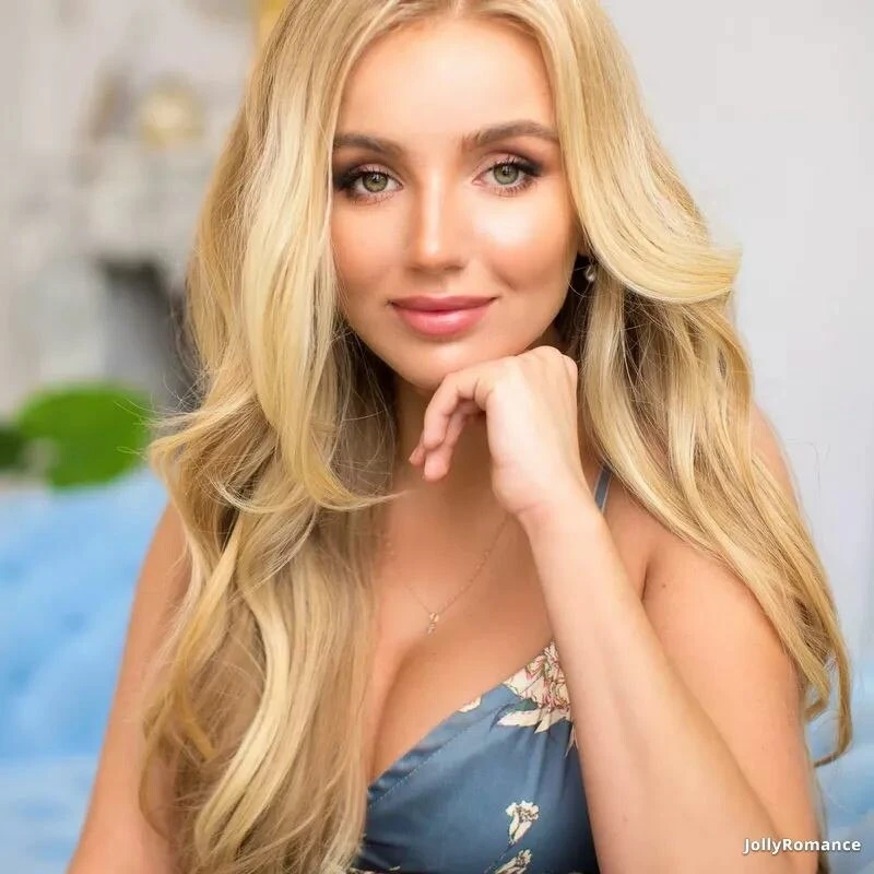Ekaterina Profile image 3