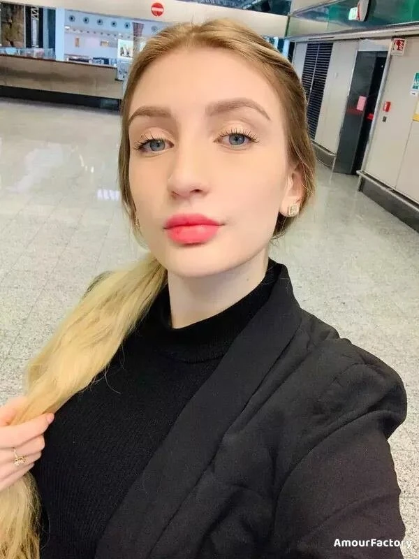 Maria Profile image 1