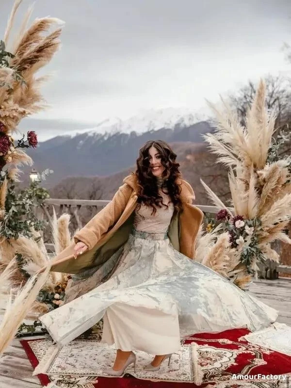 Oksana Profile image 2