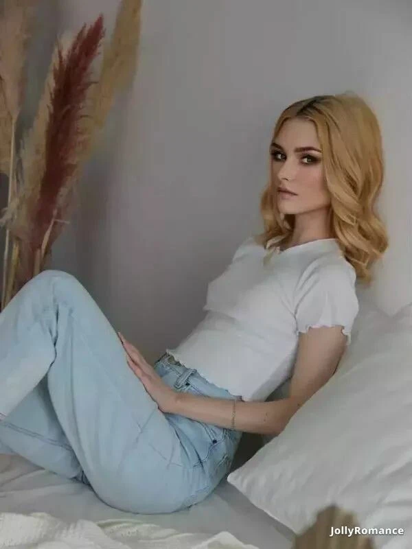 Zlata Profile image 3