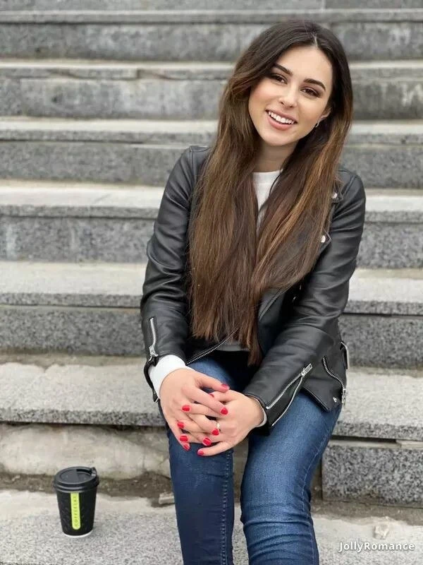 Nverui Profile image 1